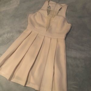NWOT BCBG PLEATED DRESS!! 🎊🎊🎉